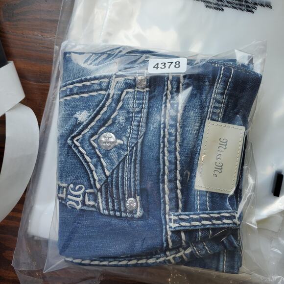 Miss Me Jeans Womens 26 x34 Blue Mid Rise Bootcut Embellished Flap Pockets Rodeo - Picture 13 of 13